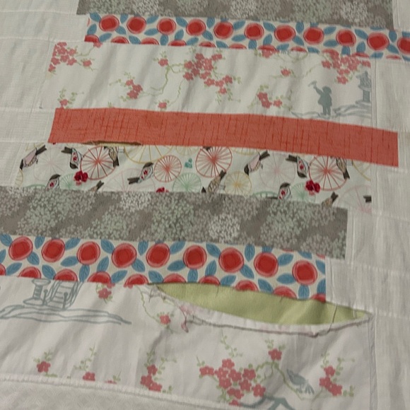 GUC Modern handmade quilt in corals, pinks and greens. Nursery. Needs TLC repair - Picture 7 of 10